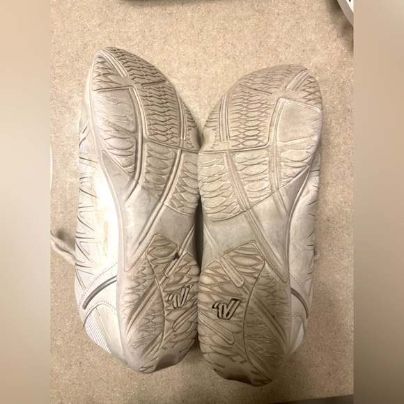 Varsity cheer shoes - Picture 1 of 3
